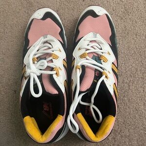 New balance sneakers